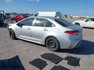 2021 Toyota Corolla LE with VIN JTDEPMAE1MJ187249, listed as a IAAI auction lot 41485491 with 73,256 mi miles. Bid and sale history available at carsss.com. Image 3.