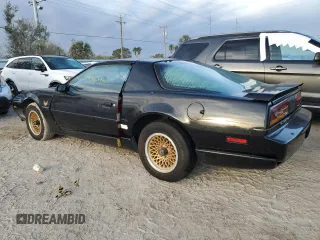 1992 Pontiac Firebird z VIN 1G2FS23T0NL203325, wystawiony jako Copart lot #76359414 z przebiegiem 198 651 mil mil oraz Nie do naprawy • Non repairable. Historia ofert i sprzedaży dostępna na DreamBid. Obrazek 2.
