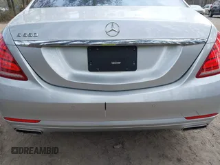 2015 Mercedes-Benz S-Class S 550 with VIN WDDUG8CBXFA151686, listed as a IAAI auction lot 41770180 with 132,516 mi miles. Bid and sale history available at carsss.com. Image 17.