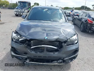 2022 BMW X1 sDrive28i with VIN WBXJG7C00N5U59675, listed as a IAAI auction lot 41915231 with 34,983 mi miles. Bid and sale history available at carsss.com. Image 12.