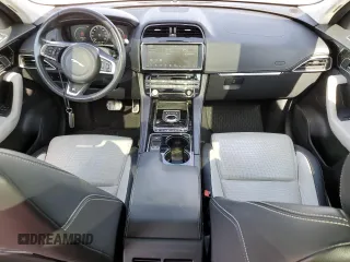2017 Jaguar F-Pace 20d R-Sport z VIN SADCL2BN9HA891134, wystawiony jako Copart lot #59625215 z przebiegiem 71 914 mil mil oraz Czysty tytuł • Clean title. Historia ofert i sprzedaży dostępna na DreamBid. Obrazek 8.