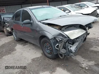 2007 Ford Focus S with VIN 1FAFP34NX7W158498, listed as a IAAI auction lot 41241970 with 119,933 mi miles and . Bid and sale history available at carsss.com. Image 1.
