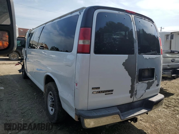2011 Chevrolet Express Passenger 1LT with VIN 1GAZG1FG5B1104549, listed as a Copart auction lot 62838115 with Not provided miles and Salvage title. Bid and sale history available at DreamBid. Image 2.