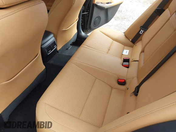 2018 Lexus IS 300 with VIN JTHC81D24J5032802, listed as a IAAI auction lot 41918847 with 69,953 mi miles and . Bid and sale history available at DreamBid. Image 8.