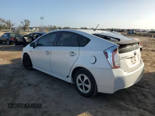 2014 Toyota Prius Four with VIN JTDKN3DU2E0386002, listed as a Copart auction lot 77109284 with 180,335 mi miles and Salvage Title. Bid and sale history available at DreamBid. Image 2.