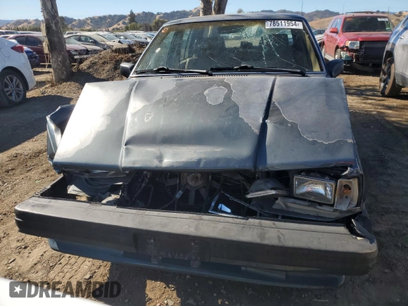 1989 Volvo 740 с VIN YV1FX8842K1375813, выставлен на аукционе Copart как лот 78511954 с пробегом 142 838 миль миль и На запчасти • Non repairable. История ставок и продаж доступна на DreamBid. Изображение 5.