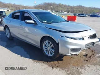 2018 Chevrolet Malibu LT z VIN 1G1ZD5ST1JF261841, wystawiony jako IAAI lot #41887177 z przebiegiem 128 213 mil mil oraz . Historia ofert i sprzedaży dostępna na DreamBid. Obrazek 1.