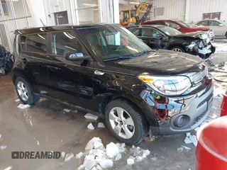 2017 Kia Soul with VIN KNDJN2A24H7438220, listed as a IAAI auction lot 41199480 with 75,265 mi miles. Bid and sale history available at carsss.com. Image 1.