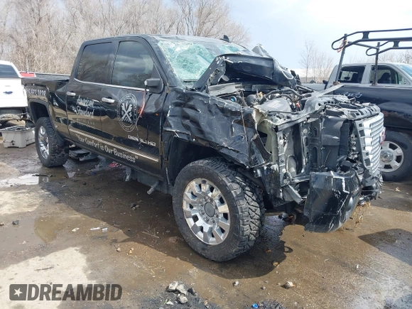2015 GMC Sierra 2500HD available WiFi Denali with VIN 1GT120E89FF668110, listed as a IAAI auction lot 41805520 with 1 mi miles. Bid and sale history available at carsss.com. Image 1.