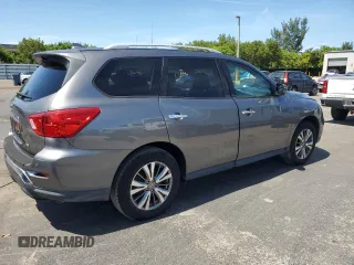 2019 Nissan Pathfinder SV с VIN 5N1DR2MN9KC645428, выставлен на аукционе Copart как лот 62003195 с пробегом 77 499 миль миль и На запчасти • Non repairable. История ставок и продаж доступна на DreamBid. Изображение 3.