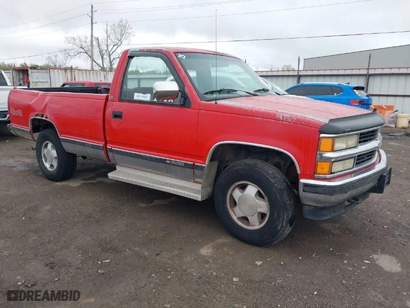 1994 Chevrolet C/K 1500 with VIN 1GCEK14K8RE108027, listed as a IAAI auction lot 41837797 with 293,964 mi miles. Bid and sale history available at carsss.com. Image 1.