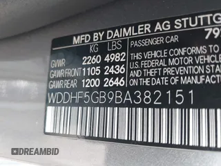 2011 Mercedes-Benz E-Class E 350 Luxury with VIN WDDHF5GB9BA382151, listed as a IAAI auction lot 42045643 with 120,535 mi miles. Bid and sale history available at carsss.com. Image 9.