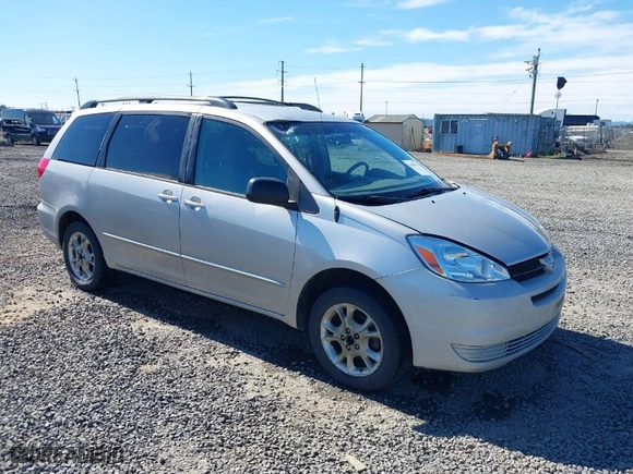 2004 Toyota Sienna LE with VIN 5TDBA23C64S006444, listed as a IAAI auction lot 41885031 with 204,845 mi miles. Bid and sale history available at carsss.com. Image 1.