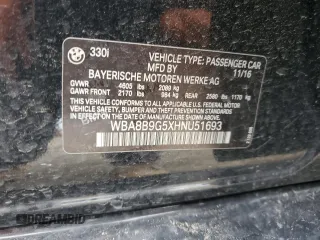 2017 BMW 3 Series 330i z VIN WBA8B9G5XHNU51693, wystawiony jako Copart lot #55161135 z przebiegiem 99 349 mil mil oraz Szkoda całkowita • Salvage title. Historia ofert i sprzedaży dostępna na DreamBid. Obrazek 12.