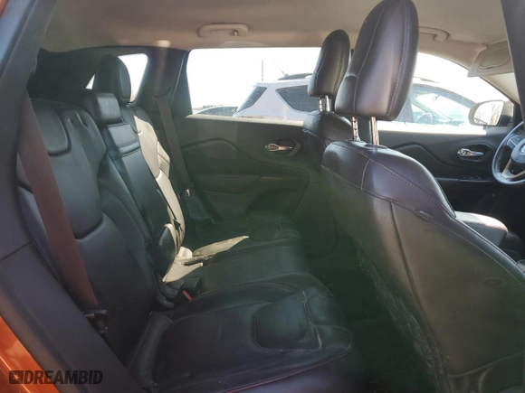 2015 Jeep Cherokee Trailhawk with VIN 1C4PJMBS0FW604168, listed as a Copart auction lot 51470625 with 186,211 mi miles and Salvage Title. Bid and sale history available at carsss.com. Image 11.