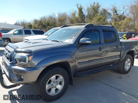 2014 Toyota Tacoma PreRunner with VIN 5TFJU4GN3EX057731, listed as a IAAI auction lot 41703750 with 110,321 mi miles. Bid and sale history available at carsss.com. Image 14.