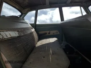 1960 Plymouth Valiant z VIN 1307117456, wystawiony jako Copart lot #48976045 z przebiegiem 20 241 mil mil oraz Czysty tytuł • Clean title. Historia ofert i sprzedaży dostępna na DreamBid. Obrazek 10.
