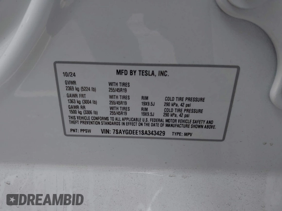2025 Tesla Model Y Long Range with VIN 7SAYGDEE1SA343429, listed as a IAAI auction lot 41504455 with 1,284 mi miles and . Bid and sale history available at carsss.com. Image 9.