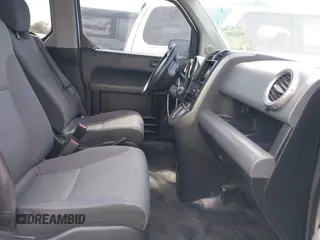 2007 Honda Element LX with VIN 5J6YH18357L012597, listed as a IAAI auction lot 41626557 with 209,648 mi miles and . Bid and sale history available at DreamBid. Image 5.