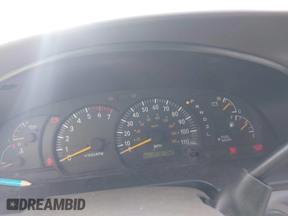 2003 Toyota Tundra SR5 with VIN 5TBBT44183S400232, listed as a IAAI auction lot 41933745 with 272,752 mi miles and . Bid and sale history available at carsss.com. Image 7.