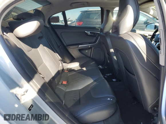 2018 Volvo S60 Dynamic with VIN YV126MFL9J2458491, listed as a Copart auction lot 44911625 with 146,960 mi miles and Clean Title. Bid and sale history available at carsss.com. Image 10.