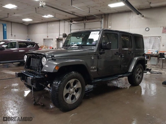2018 Jeep Wrangler JK Unlimited Altitude with VIN 1C4BJWEG2JL924325, listed as a IAAI auction lot 41138221 with 102,714 mi miles. Bid and sale history available at carsss.com. Image 2.