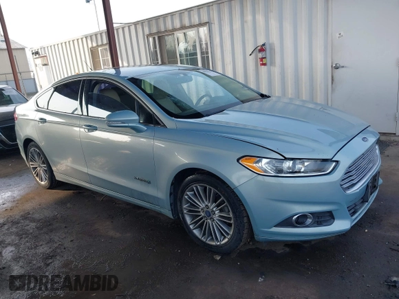 2014 Ford Fusion SE Hybrid with VIN 3FA6P0LU8ER283409, listed as a IAAI auction lot 40984629 with 206,605 mi miles. Bid and sale history available at carsss.com. Image 13.