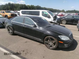 2007 Mercedes-Benz S 550 z VIN WDDNG71X57A086650, wystawiony jako IAAI lot #37301616 z przebiegiem 118 858 mil mil oraz . Historia ofert i sprzedaży dostępna na DreamBid. Obrazek 1.
