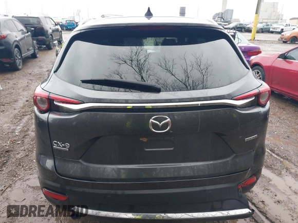 2020 Mazda CX-9 Signature with VIN JM3TCBEY4L0422752, listed as a IAAI auction lot 41207874 with 32,528 mi miles and . Bid and sale history available at carsss.com. Image 16.