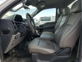 2020 Ford F-150 XL z VIN 1FTMF1CB8LKD34255, wystawiony jako Copart lot #52932575 z przebiegiem 153 823 mil mil oraz Czysty tytuł • Clean title. Historia ofert i sprzedaży dostępna na DreamBid. Obrazek 7.