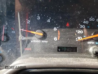 2002 Jeep Wrangler Sport с VIN 1J4FA49S02P734712, выставлен на аукционе Copart как лот 63310225 с пробегом 178 367 миль миль и Чистый • Clean title. История ставок и продаж доступна на DreamBid. Изображение 9.