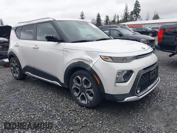 2020 Kia Soul LX with VIN KNDJ23AUXL7037845, listed as a IAAI auction lot 41659111 with 50,231 mi miles. Bid and sale history available at carsss.com. Image 1.