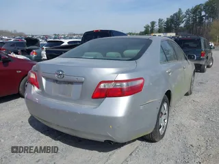 2008 Toyota Camry LE with VIN 4T1BE46K98U200515, listed as a IAAI auction lot 41840132 with 304,108 mi miles. Bid and sale history available at carsss.com. Image 4.