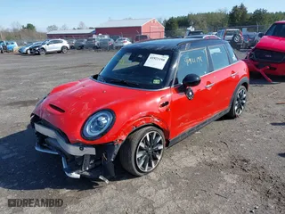 2019 MINI Hardtop 4 Door Cooper S with VIN WMWXU3C56K2H87877, listed as a IAAI auction lot 41921198 with 47,419 mi miles. Bid and sale history available at carsss.com. Image 18.
