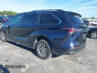 2023 Toyota Sienna XLE с VIN 5TDJSKFC6PS099555, выставлен на аукционе IAAI как лот 41743763 с пробегом 23 516 миль миль и . История ставок и продаж доступна на DreamBid. Изображение 3.