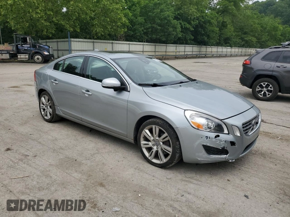 2011 Volvo S60 with VIN YV1902FH6B2011330, listed as a Copart auction lot 61014585 with 97,252 mi miles and Salvage title. Bid and sale history available at DreamBid. Image 4.