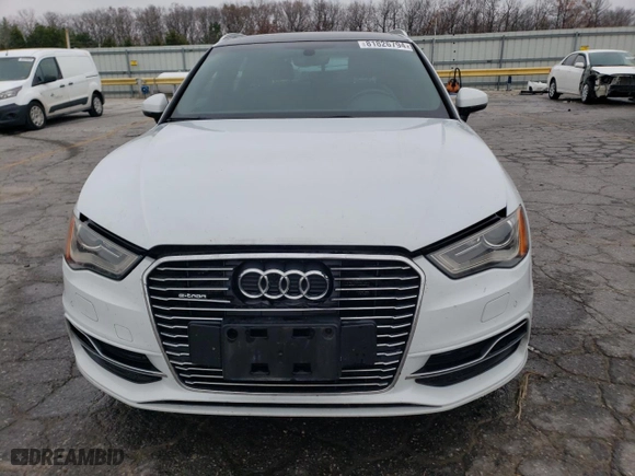 2016 Audi A3 e-tron Premium with VIN WAUUPBFF1GA082293, listed as a Copart auction lot 81826794 with 111,345 mi miles and Salvage Title. Bid and sale history available at carsss.com. Image 5.