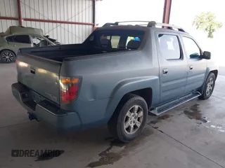 2006 Honda Ridgeline RTL z VIN 2HJYK16516H511027, wystawiony jako IAAI lot #42052394 z przebiegiem 354 106 mil mil oraz . Historia ofert i sprzedaży dostępna na DreamBid. Obrazek 4.