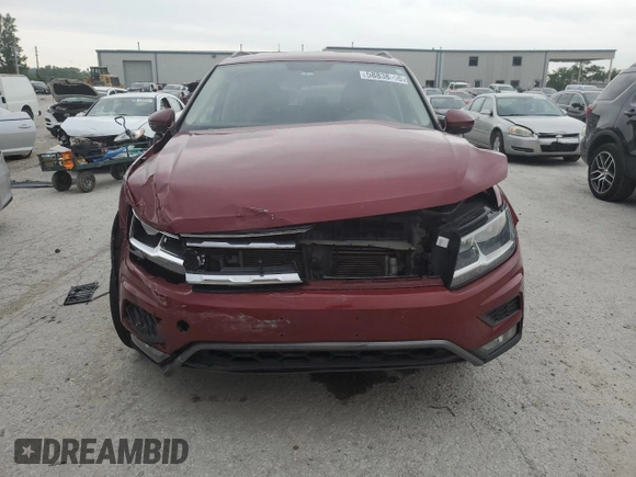 2018 Volkswagen Tiguan SEL with VIN 3VV3B7AXXJM009686, listed as a Copart auction lot 58838695 with 94,593 mi miles and Salvage title. Bid and sale history available at DreamBid. Image 5.