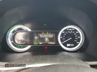 2017 Kia Niro EX with VIN KNDCC3LC5H5069549, listed as a Copart auction lot 52668805 with 177,472 mi miles and Clean Title. Bid and sale history available at carsss.com. Image 9.