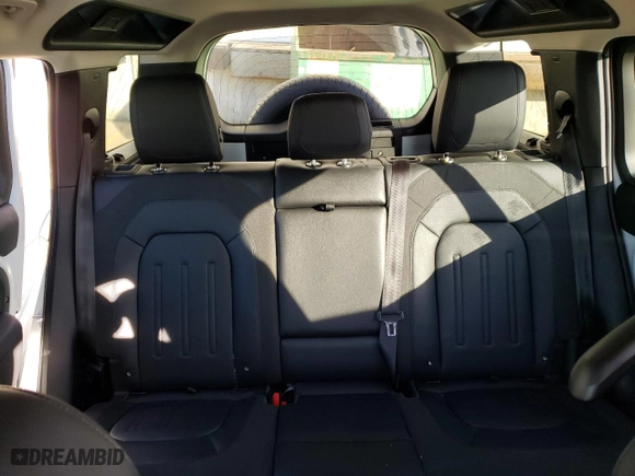2020 Land Rover Defender SE with VIN SALEP7EU2L2016546, listed as a Copart auction lot 50998654 with 45,672 mi miles and Salvage Title. Bid and sale history available at carsss.com. Image 10.