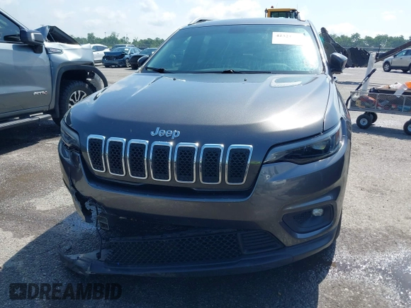 2019 Jeep Cherokee Latitude Plus z VIN 1C4PJLLB5KD184826, wystawiony jako IAAI lot #42321549 z przebiegiem 211 830 mil mil oraz . Historia ofert i sprzedaży dostępna na DreamBid. Obrazek 12.