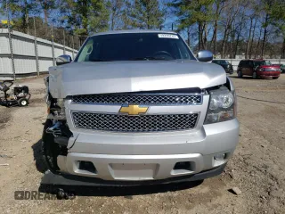 2013 Chevrolet Tahoe LTZ with VIN 1GNSCCE03DR374265, listed as a Copart auction lot 49290765 with 206,584 mi miles and Salvage title. Bid and sale history available at DreamBid. Image 5.