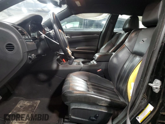 2020 Chrysler 300 S with VIN 2C3CCAGG9LH131607, listed as a Copart auction lot 83577914 with 74,708 mi miles and Salvage Title. Bid and sale history available at DreamBid. Image 7.
