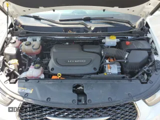 2022 Chrysler Pacifica Hybrid Limited with VIN 2C4RC1S72NR180156, listed as a Copart auction lot 62742765 with 71,935 mi miles and Salvage title. Bid and sale history available at DreamBid. Image 12.