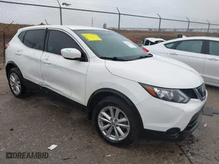 2018 Nissan Rogue Sport S with VIN JN1BJ1CP3JW189846, listed as a IAAI auction lot 41535377 with 69,683 mi miles. Bid and sale history available at carsss.com. Image 1.