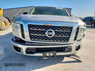 2017 Nissan Titan SV with VIN 1N6AA1EKXHN522857, listed as a Copart auction lot 61134785 with 168,380 mi miles and Salvage title. Bid and sale history available at DreamBid. Image 5.