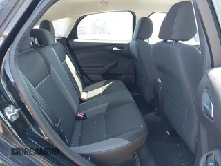 2014 Ford Focus SE with VIN 1FADP3K20EL428918, listed as a IAAI auction lot 41967617 with 114,386 mi miles. Bid and sale history available at carsss.com. Image 8.