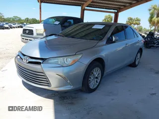 2017 Toyota Camry XLE with VIN 4T1BF1FK7HU631334, listed as a IAAI auction lot 42040087 with 116,728 mi miles. Bid and sale history available at carsss.com. Image 19.