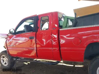2001 Dodge Ram 1500 with VIN 3B7HF13Z81G790422, listed as a IAAI auction lot 41648065 with 1 mi miles. Bid and sale history available at carsss.com. Image 14.